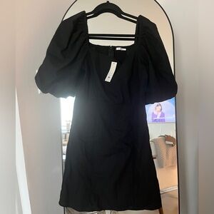 Francesca’s Mi Ami Black Puff Sleeve Dress